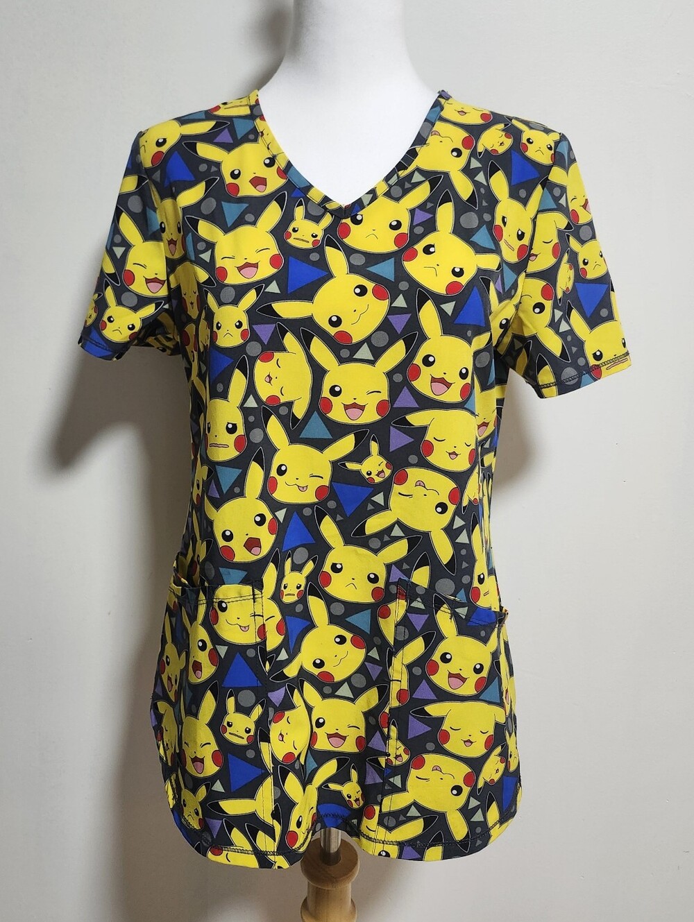Pokemon Print V-Neck Scrub Top - Yellow & Black